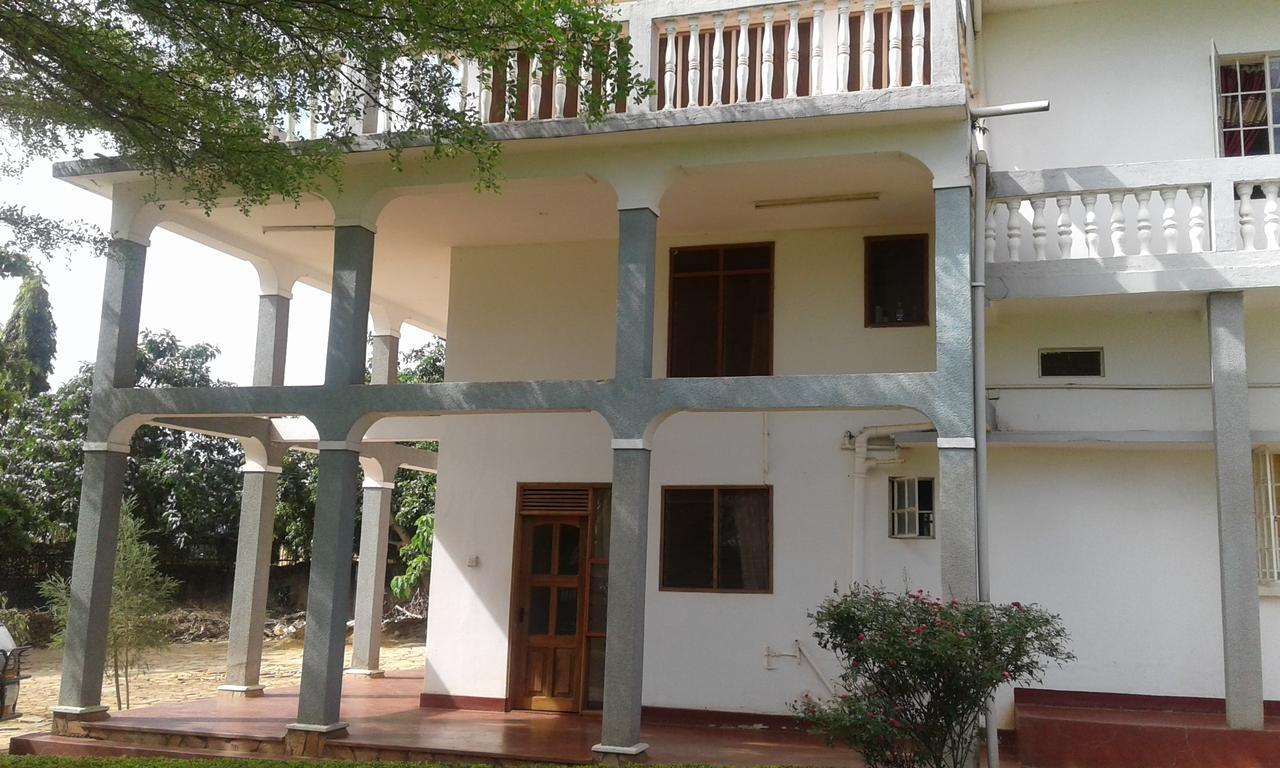 Skyway Hotel Entebbe Exterior photo