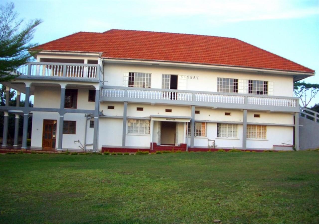Skyway Hotel Entebbe Exterior photo